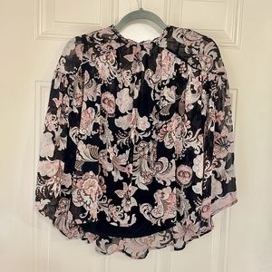 LOFT floral bell ruffle sleeves blouse